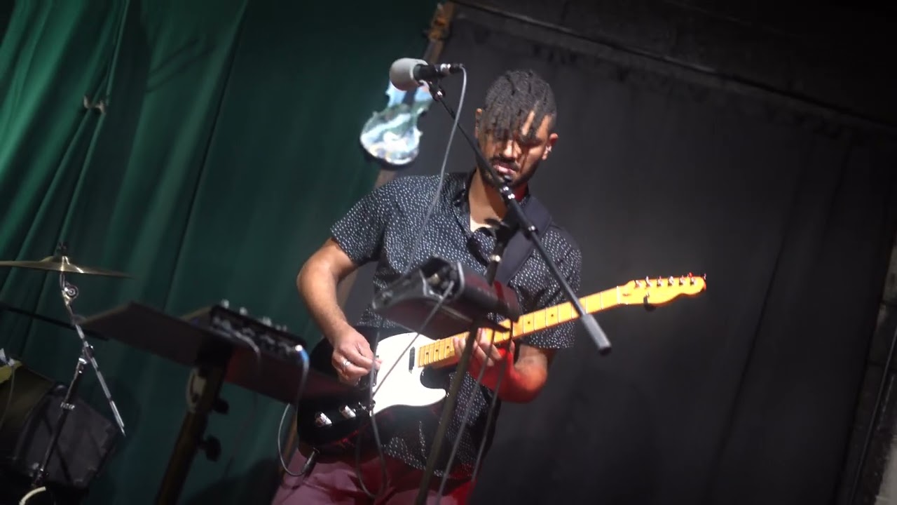 Lunar Gateway - Foundation (live at Waller's). Shot by Ben Garden. adlı videoyu YouTube'da izle Lunar Gateway - Foundation (live at Waller's). Shot by Ben Garden. adlı videoyu YouTube'da izle