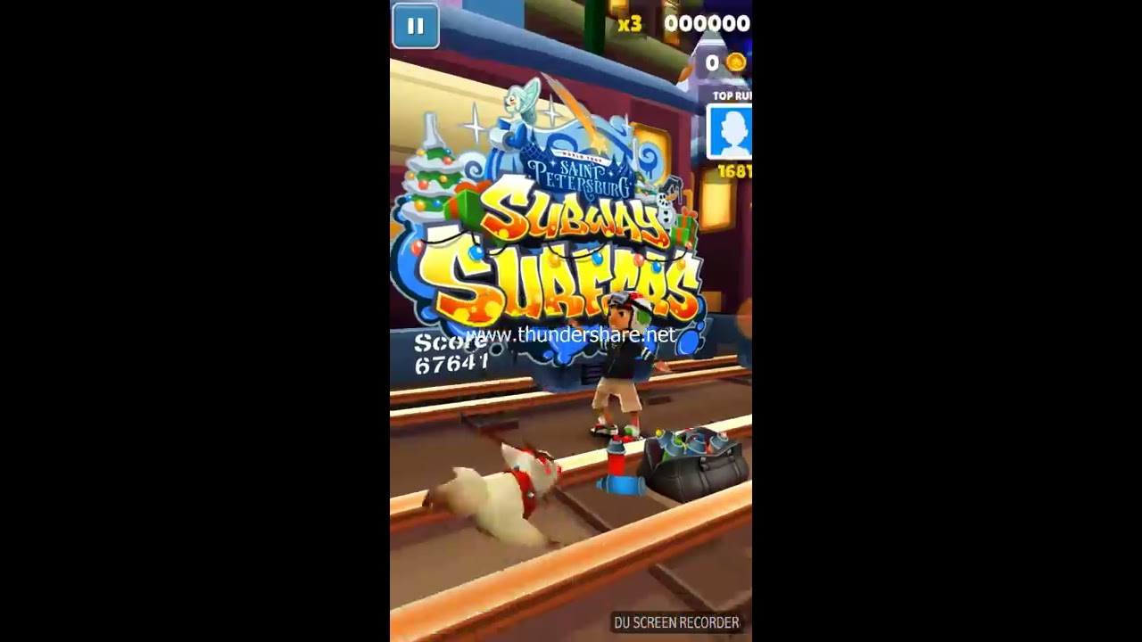 Subway Surfers on Christmas Eve: Roberto and Rex