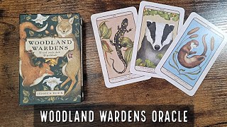 Woodland Wardens Oracle | Unboxing and Flip Through