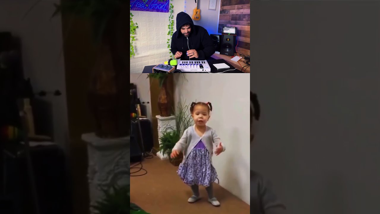 This Baby Sings With Passion Momlife Toddlers Worshipmusic