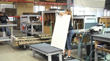 Stretching a blank canvas from start to finish - CanvasLot.com