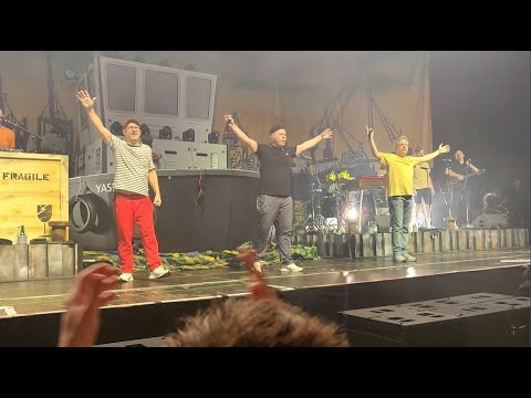 FETTES BROT - SCHWULE MÄDCHEN - Live Gasometer Wien - April 2023 - DUAL-CAM - 2160p/4K