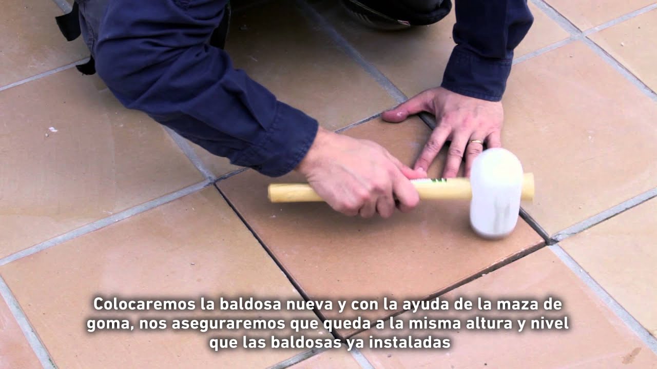 Cómo cambiar una baldosa... ¡ATRÉVETE! - YouTube