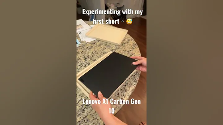 Unboxing the latest Lenovo X1 Carbon - 天天要闻