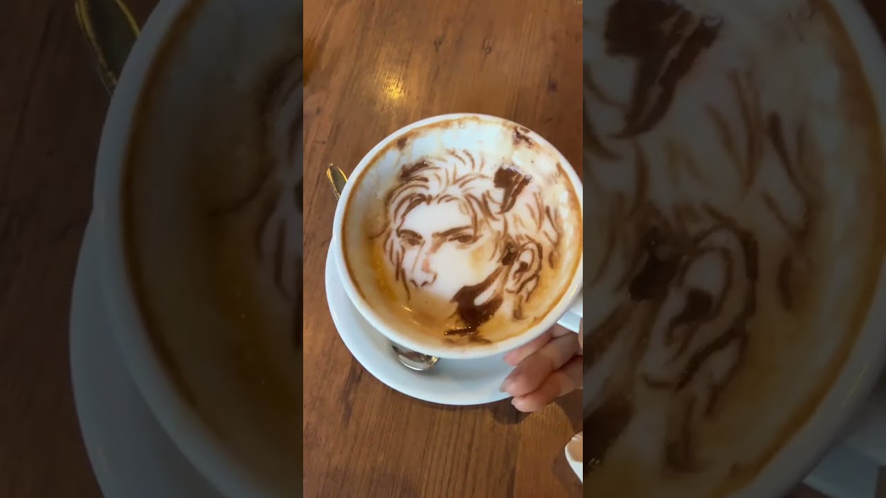 I’m burning up inside #loveandeepspace #latteart #tokyo #sylus