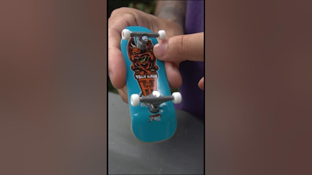 FIZ UM FINGERBOARD / SKATE DE DEDO OLD SCHOOL 