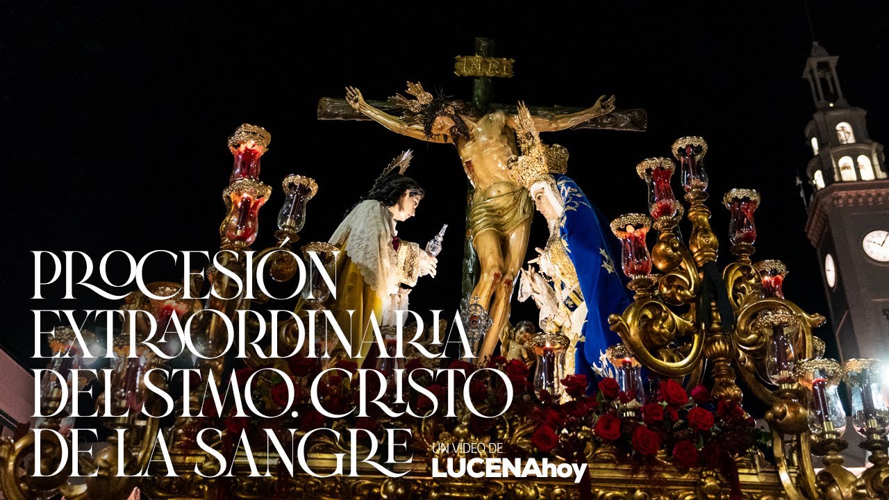 Retazos de la procesión extraordinaria de la Cofradía de la Sangre, acompañada por la Legión