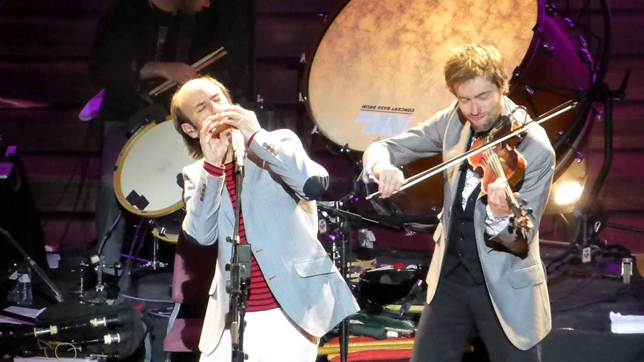Carlos Nuñez - Marcha do entrelazado de Allariz - Palau de la Música Catalana 30/12/2014