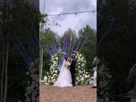 ВОЛШЕБНЫЙ ФИНАЛ НА ВЫЕЗДНОЙ РЕГИСТРАЦИИ 2023 #свадьба #wedding #идея #невеста #салютнасвадьбе #2023