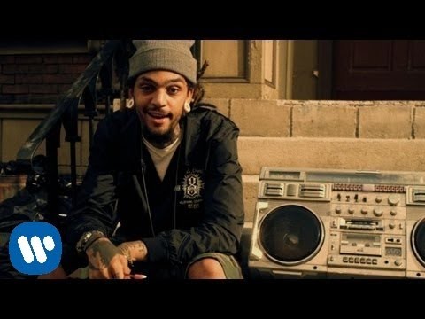 Gym Class Heroes: Stereo Hearts ft. Adam Levine [O...