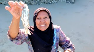 Voices From the Village: Mangrove Health and Village Ecology