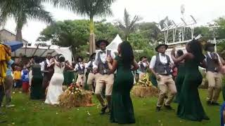Kelechi Africana-Ring (wedding dance)
