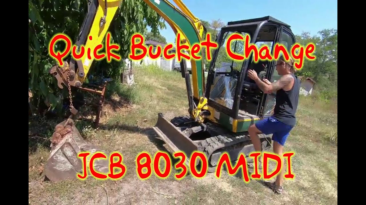 Quick Bucket Change on a JCB Model 8030 Midi Excavator YouTube