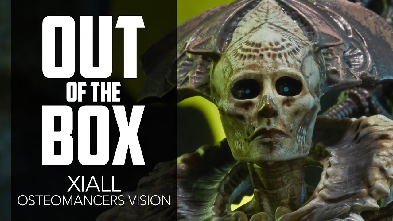 Unboxing Xiall with Satine Phoenix