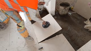 Correct steps for mixing adhesive cement: Secrets of installing floor tiles professionally