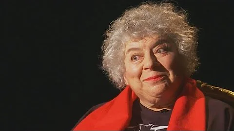 Miriam Margolyes Interview  (2012)