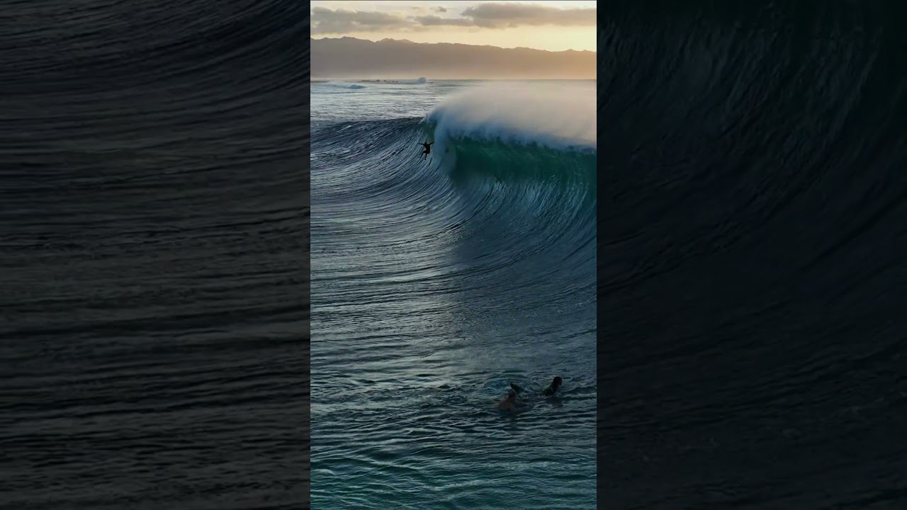 CRAZY Wipeout at Pipeline