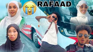 RAFAADKII ADUUNKA ANAGOO DHAN AYAAN WADA JABNAY BUS KII OO DHEXDA INOOGU HALAABAY MAXA NAGA RACAY