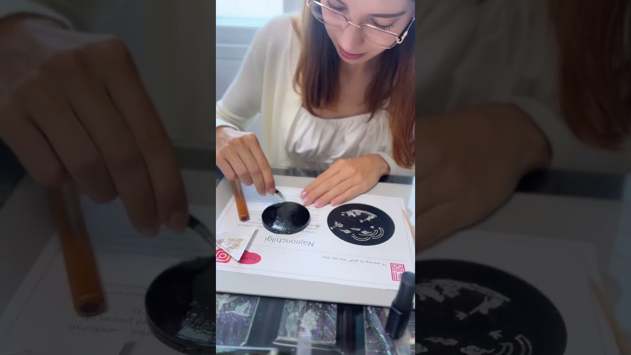 How to Make a Korean Travel Souvenir