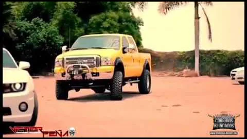 Iban Por El Del Sombrero - Revolver Cannabis