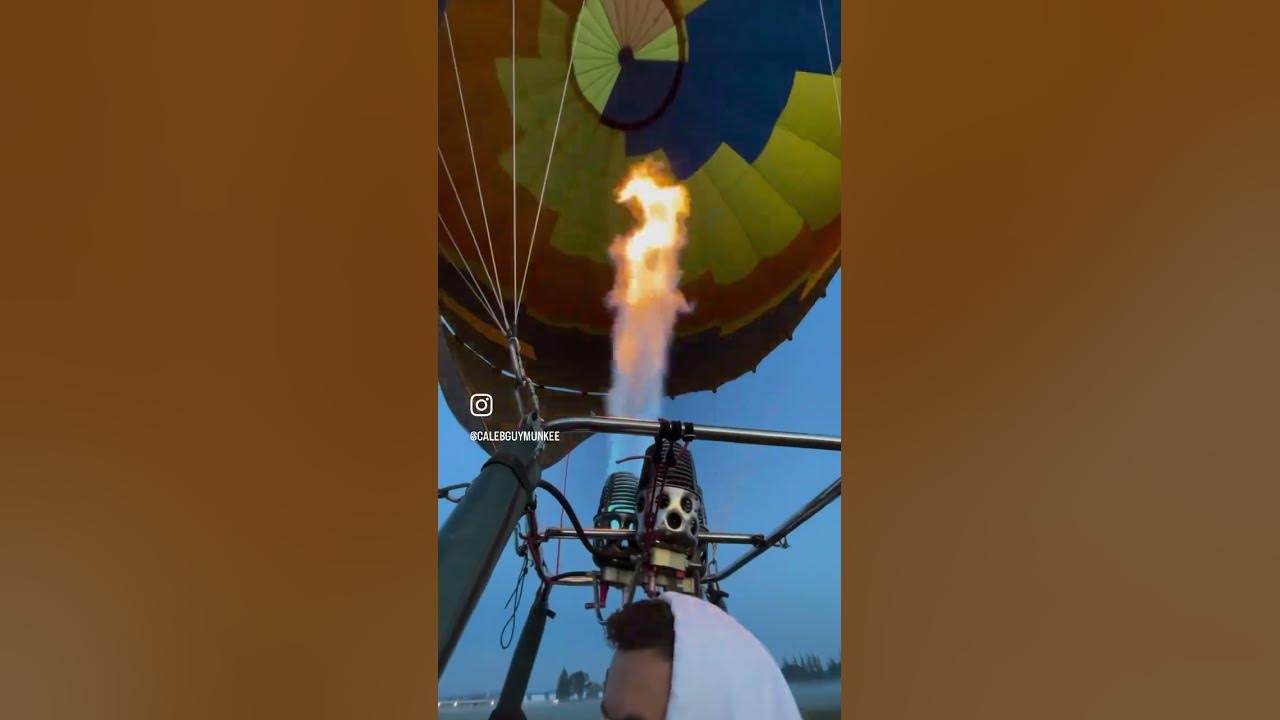 Fun little balloon date in Aurora Oregon at Portland Rose Balloons 🎈 🌹
