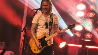 Alter Bridge "Open Your Eyes" live 5/5/26 at Epic Event Center in Green Bay, WI. 
