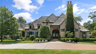 2717 North Geyer Road in Frontenac, MO