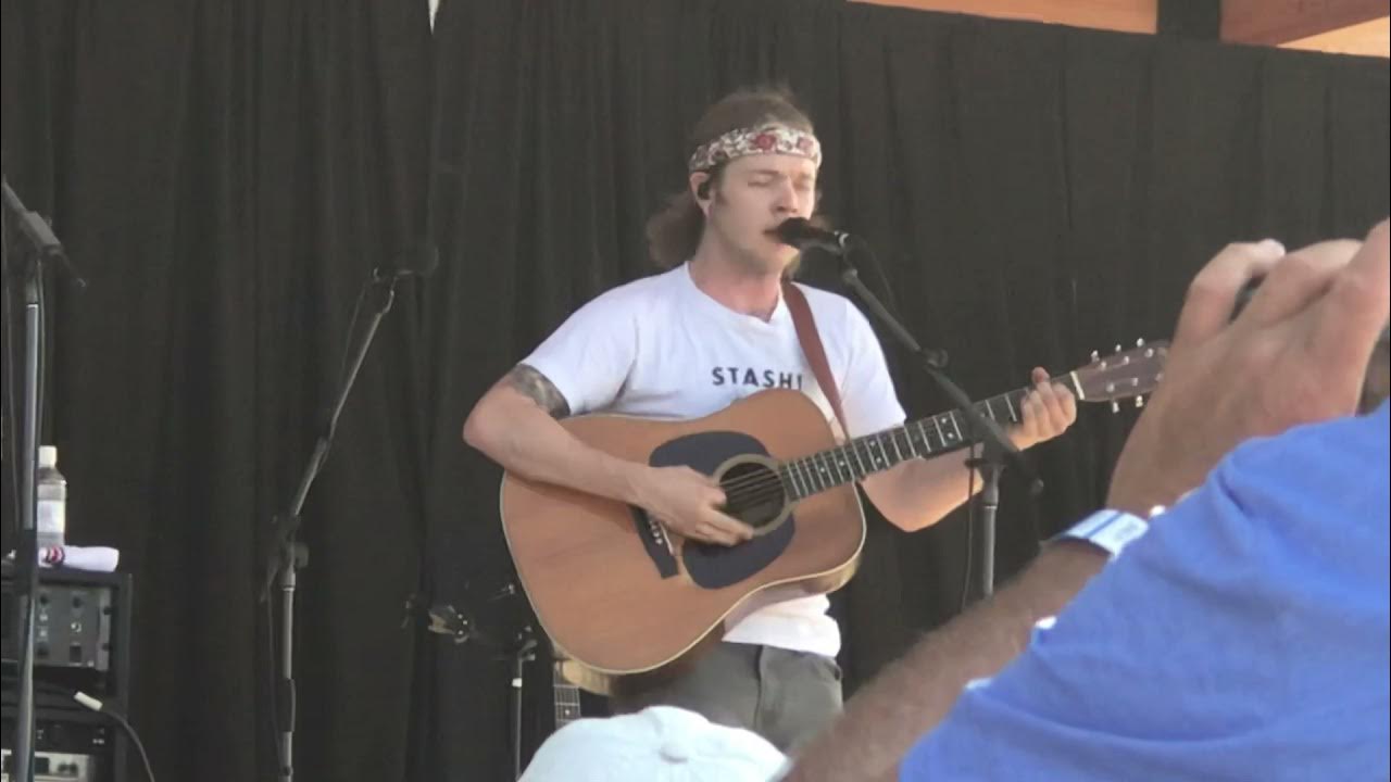 Billy Strings “John Deere Tractor” & “Dust In a Baggie” YouTube