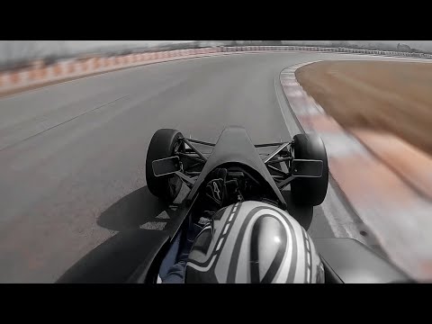 HO GUIDATO UNA VERA FORMULA ! IN PISTA🏎️