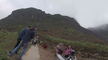 Hãy đến tham  quan cột cờ Lũng Cú Hà Giang một lần trong đời