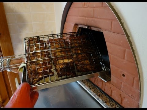 Come fare arrosti nel forno a legna e barbecue senza fare fumo - Vantaggi e  consigli di cottura - YouTube