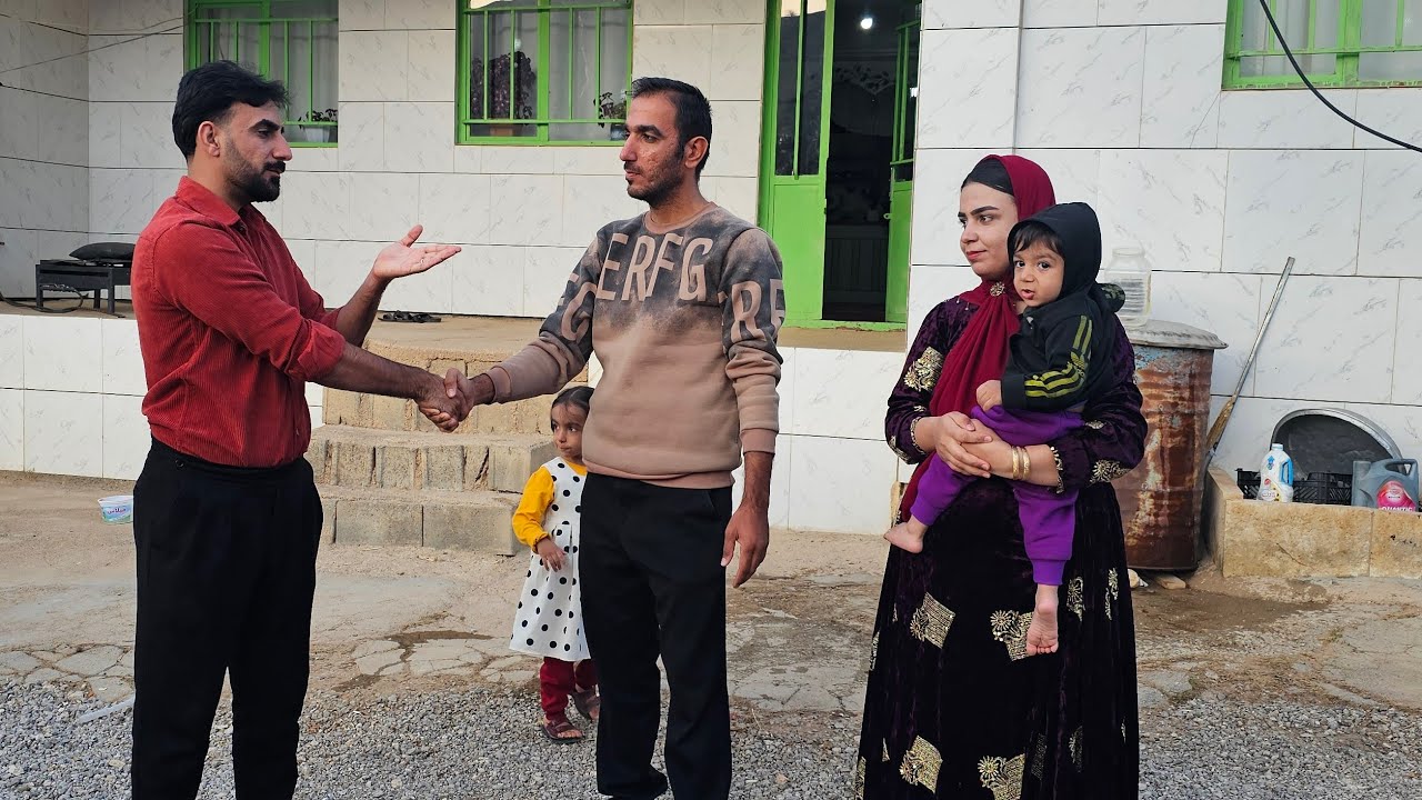 Many problems: Consulting a lawyer about marriage to solve the problem