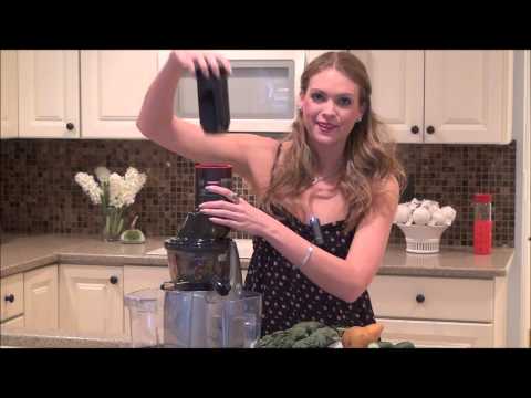 kale-juice-recipe-with-kuvings-whole-slow-juicer