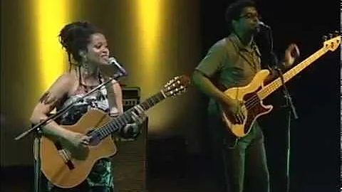 Sara Tavares - Novidadi (Live in Lisboa, 2007) (8/13)