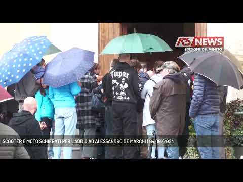 SCOOTER E MOTO SCHIERATI PER L'ADDIO AD ALESSANDRO DE MARCHI | 04/10/2024