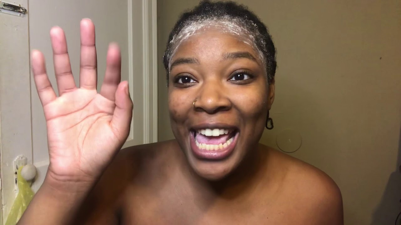 BLEACHING MY HAIR WITH BAKING SODA AND PEROXIDE ONLY YouTube