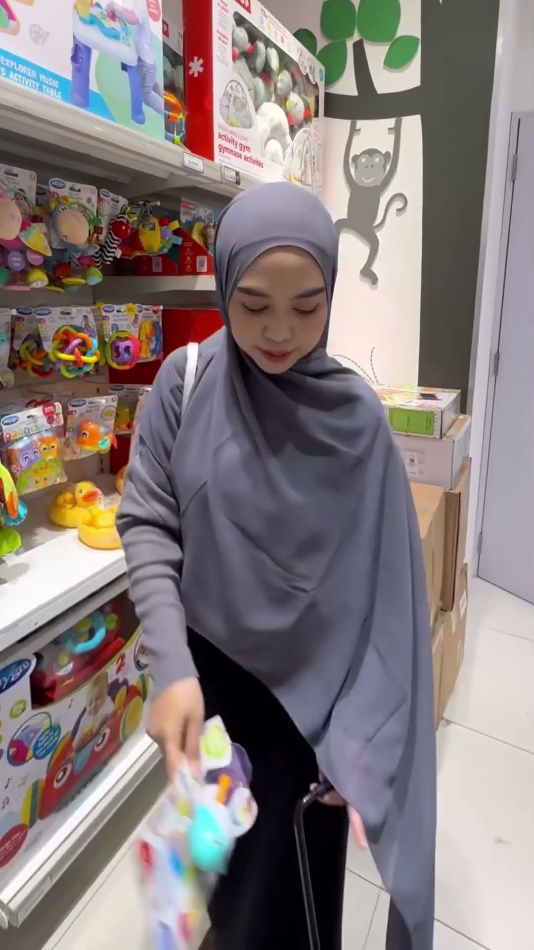 Belanja ga pernah liat harga nih!!