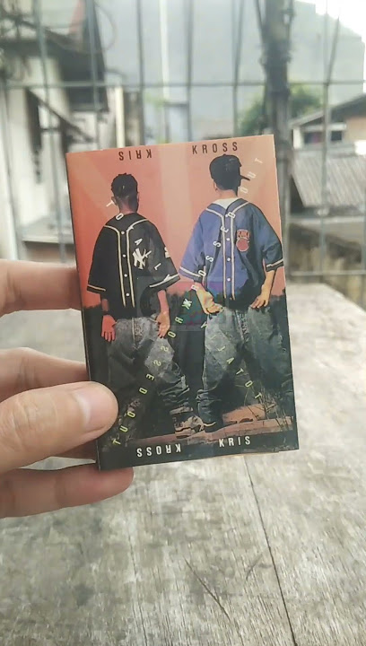 KRIS KROSS - 'Totally Krossed Out', Cassette (Released 1992)