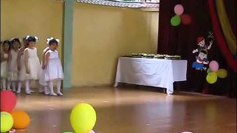 Lớp 4 múa bài Bông hồng tặng cô flv   YouTube