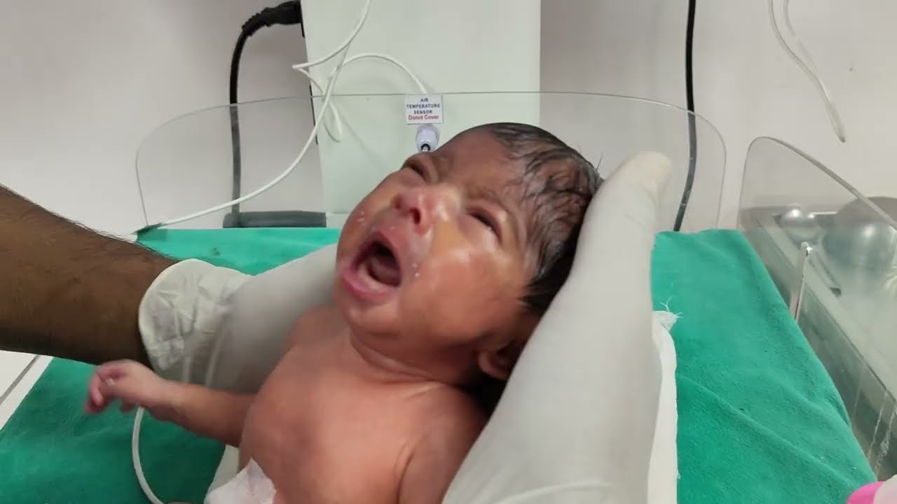 Newborn Baby Crying for Milk 😭 | Heartbreaking & Sweet Feeding Moment ❤️