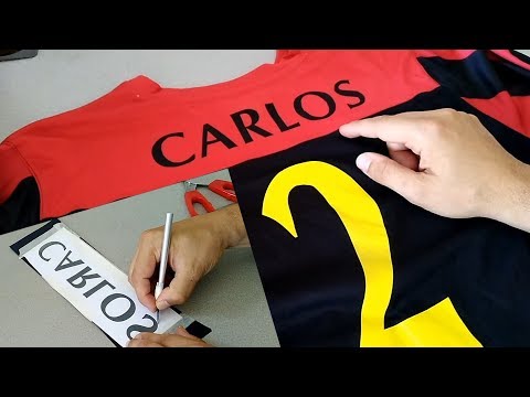 Video: ¿Dónde pone nombres en las camisetas de fútbol?