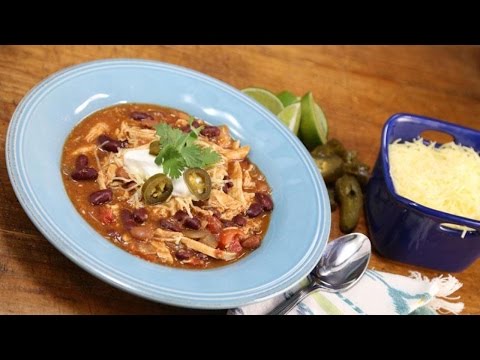 jeanette’s-slow-cooker-sriracha-chicken-chili