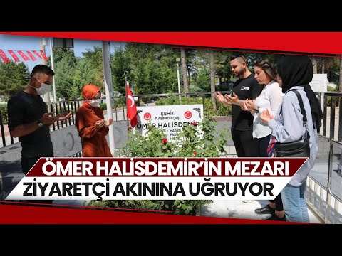 15 Temmuz Darbe Girişiminin Seyrini Değiştiren Astsubay Ömer Halisdemir’in Mezarına Ziyaretçi Akını