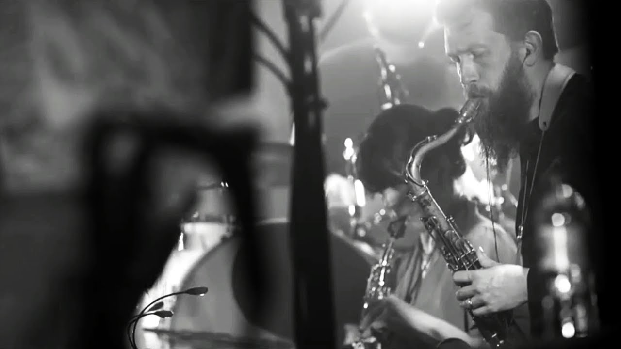 Bon Iver 29 Strafford APTS (Live at Grande Halle de la Villette