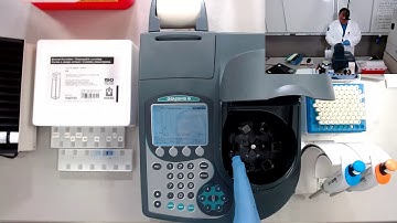 Absorption Spectrum of Holmium oxide filter performed with a Genesys 6 spectrophotometer