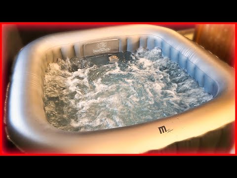 Video: Im Freien Whirlpool Eingebauter MiniPool