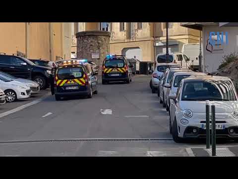 Image du reportage L'arrivée de Jacques Mariani au tribunal de Bastia (Corse Net Infos)
