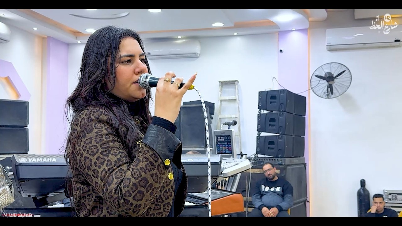 انبهار المعازيم من جمال صوتها 