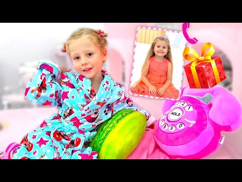 Video: Thú cưng: Nina Phạm kỷ niệm sinh nhật lần thứ 2 của Bentley, Rùa thích giữ đồ chơi
