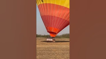 Hot Air Balloon Landing!